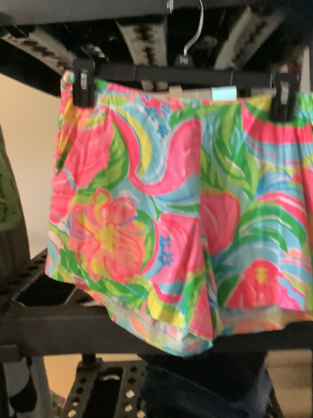 Lilly Pulitzer Multicolor Tropical Print Shorts, side zip,‎ unlined